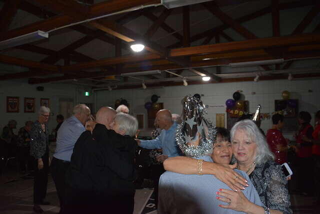 73 New Years Eve 24