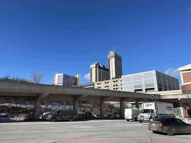 20 fallsview